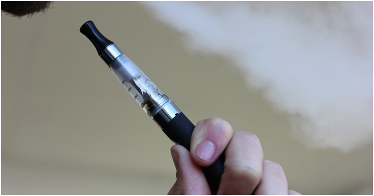 Gov’t Considers Banning Sale of e-Cigarettes